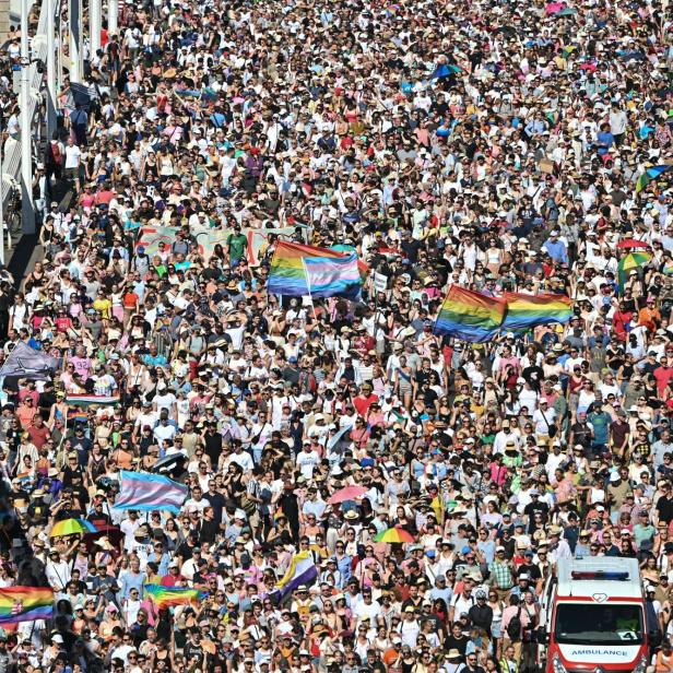 Menschenmassen bei der Pride in Budapest trotz Verbot