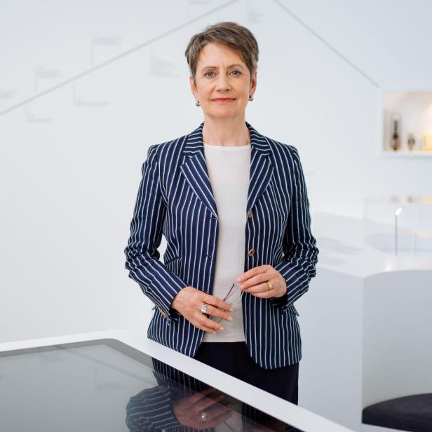 Infineon-Österreich-Chefin Sabine Herlitschka, Porträt