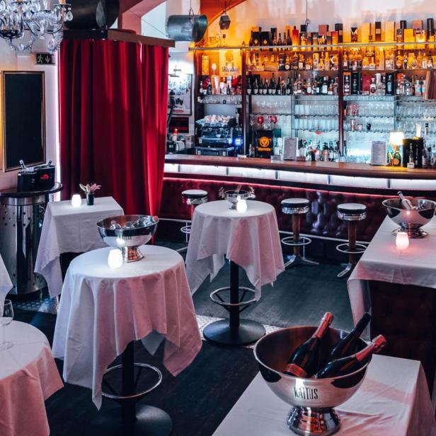 Entdecke IL TORO, die exklusive Eventlocation Wien für stilvolle Weihnachtsfeiern, Firmenfeste und Premium-Events im Herzen der Stadt.