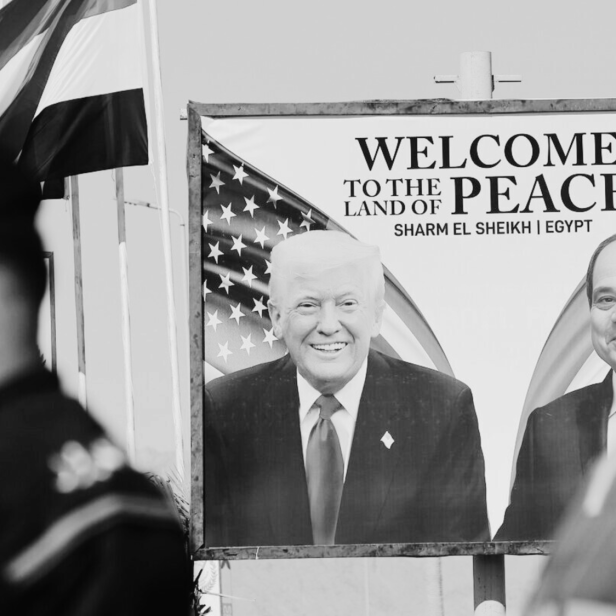 Streets Decorated with 'Together in Peace' Posters Ahead of Sharm el-Sheikh Peace Summit