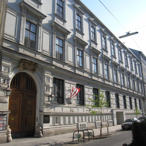 Außenansicht des Palais Festetics in der Wiener Berggasse