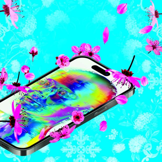Illustration, die eine Smartphone zeigt, auf dem eine digital verfremdete Menschengestalt zu sehen ist, rundherum fliegen rosarote Blüten