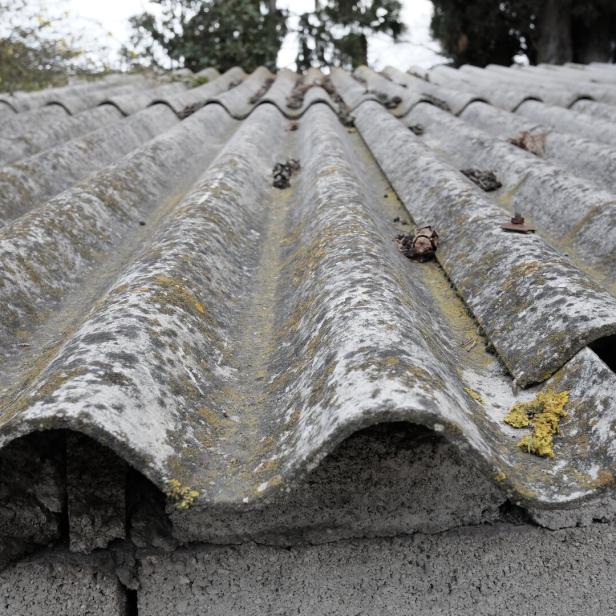 Asbestos,Panels,In,The,City
