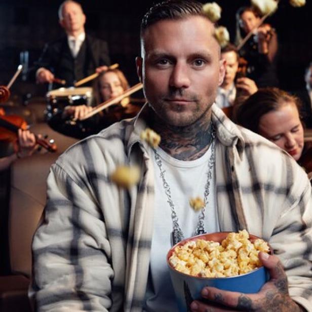 KONTRA K BEI CHANNEL AID GOES CINEMA