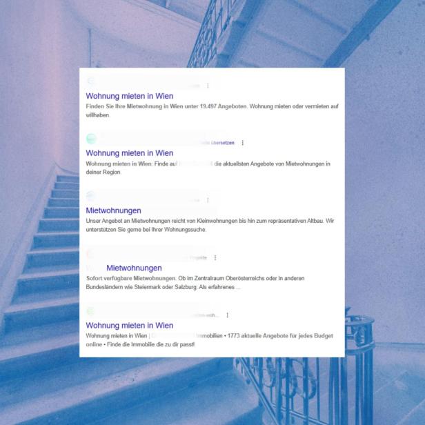 Wohnungsinserate aus dem Internet. Im Hintergrund ein Stiegenhaus.