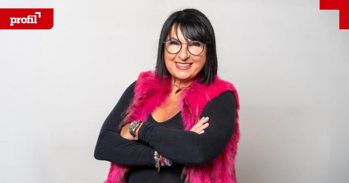Silvia-Hummel-Damensalon-als-Antwort-auf-gesellschaftlichen-Druck